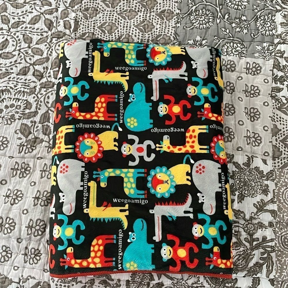 NWOT WeegoAmigo Baby Blanket Safari Jungle Velour Sherpa Giraffe Monkey Hippo